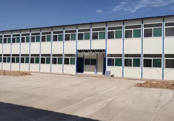 襄陽地區(qū)，工地住人鋼結(jié)構(gòu)活動板房的優(yōu)勢條件是什么？